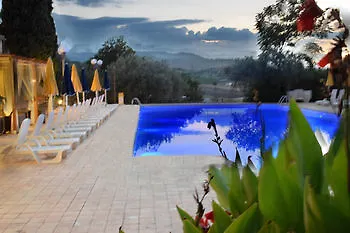 Tasca Turismo Rurale 5* Caltagirone